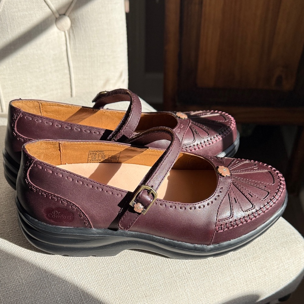 Dr Comfort Elegant Burgundy Mary Jane Flats diabetic shoes